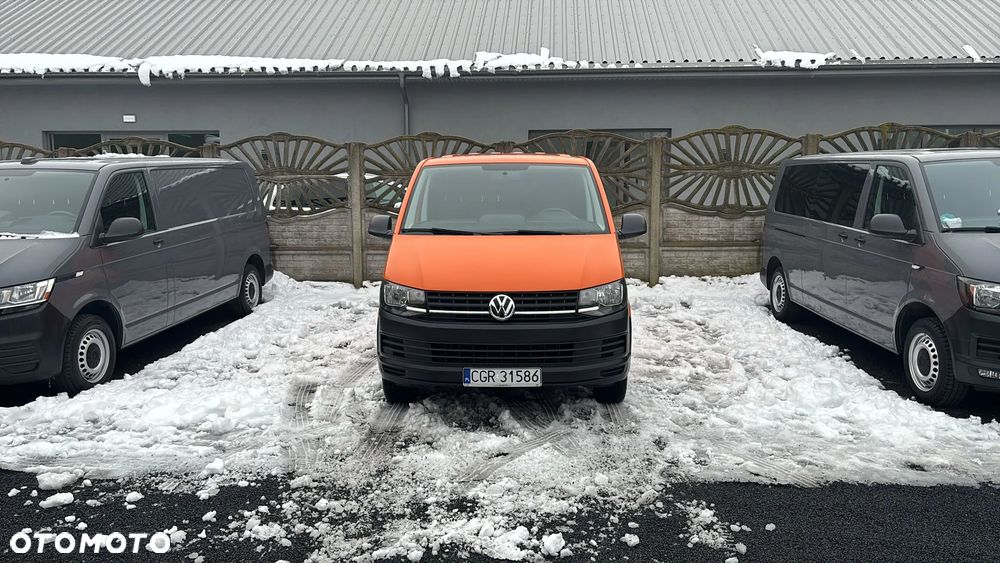 Volkswagen Transporter - 2