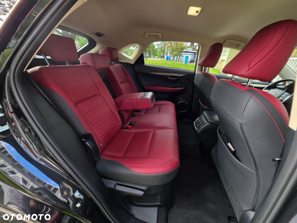 Lexus NX 300h Prestige AWD - 33
