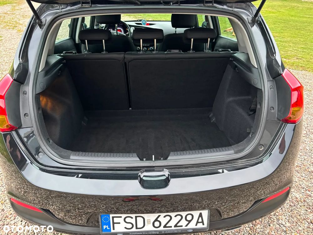 Kia Ceed 1.6 Crdi M Euro2012 - 27