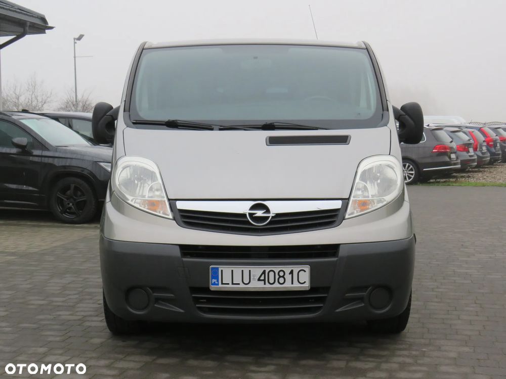 Opel Vivaro Long 2.5CDTI 145Ps *Brygadówka 6 osób*Automat* - 7