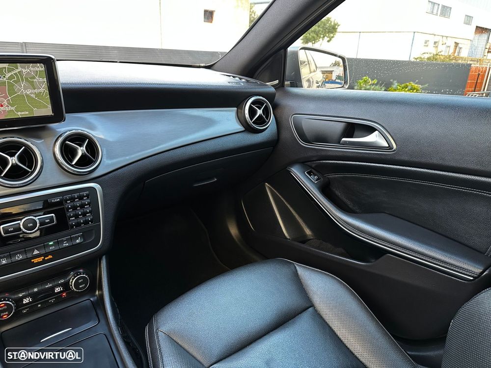 Mercedes-Benz GLA 220 CDi AMG Line - 37