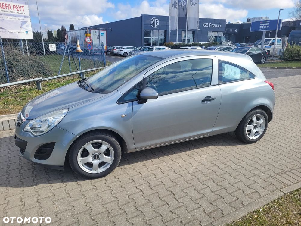 Opel Corsa 1.2 Edition - 11