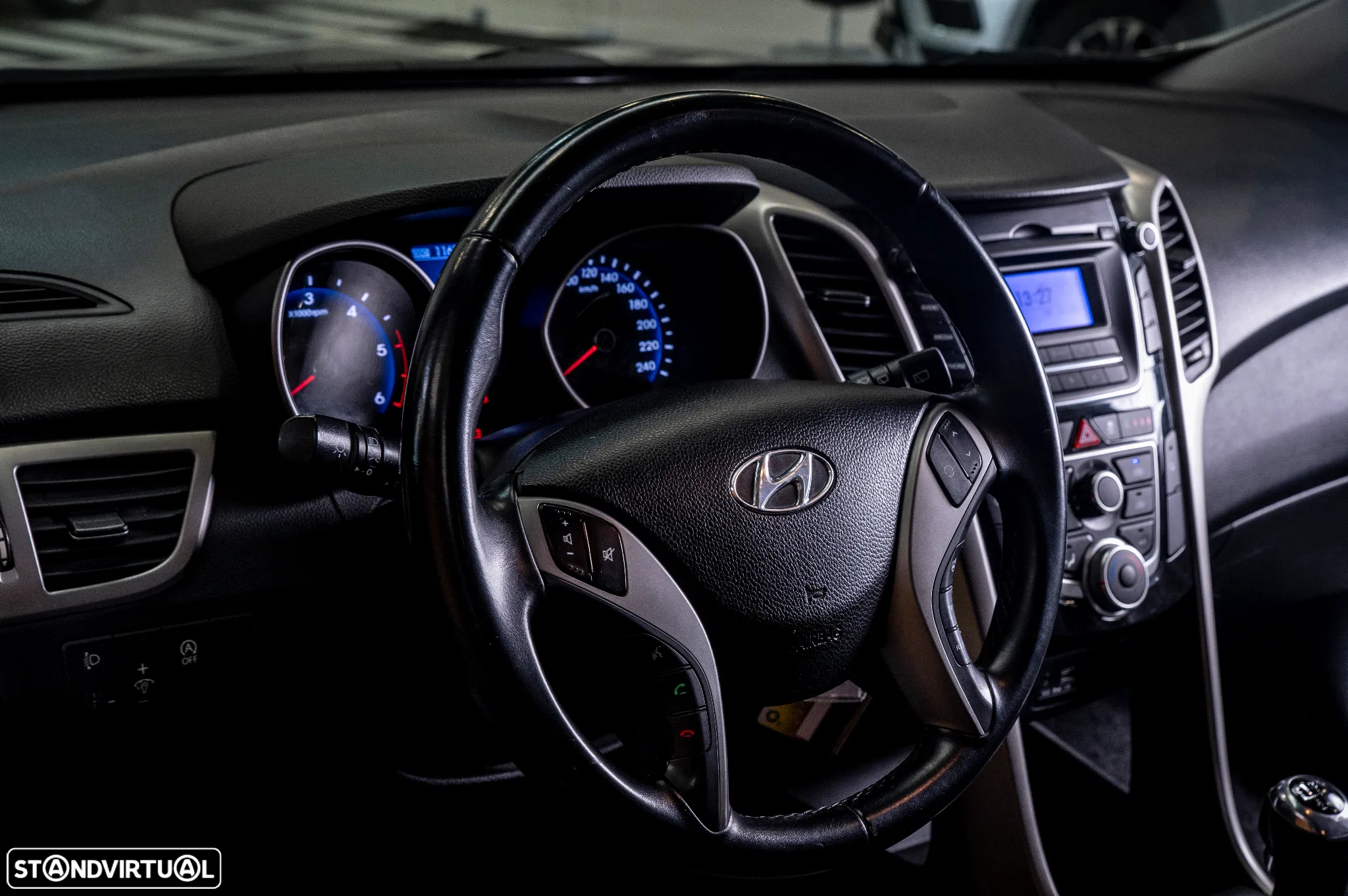 Hyundai i30 1.6 CRDI Blue Comfort - 21