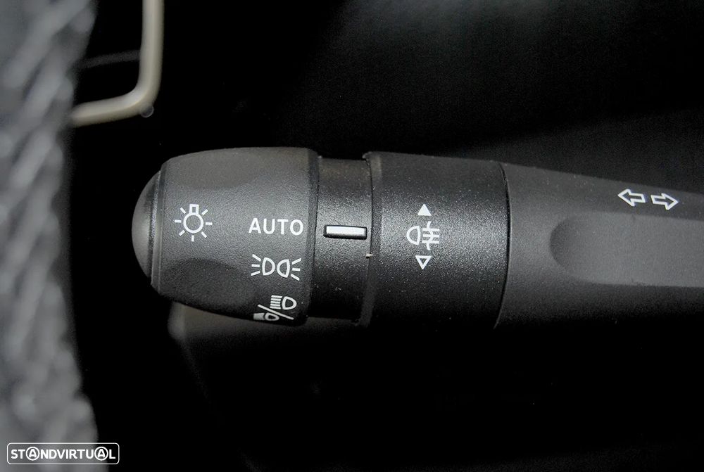 Citroën C4 1.2 Hybrid Plus e-DSC6 - 31