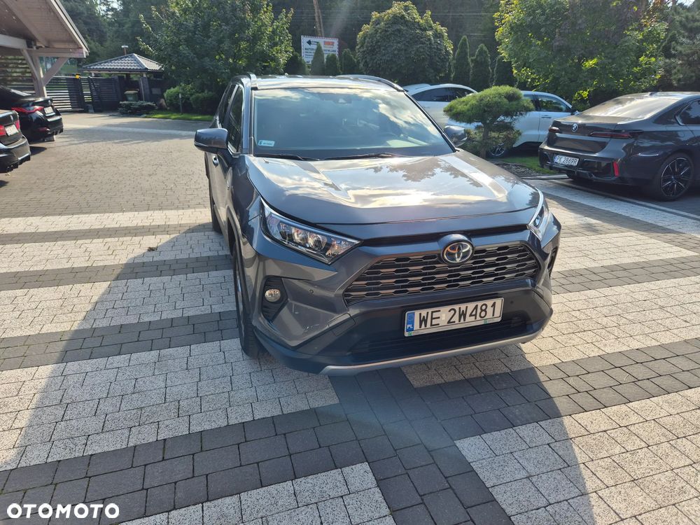 Toyota RAV4 - 5