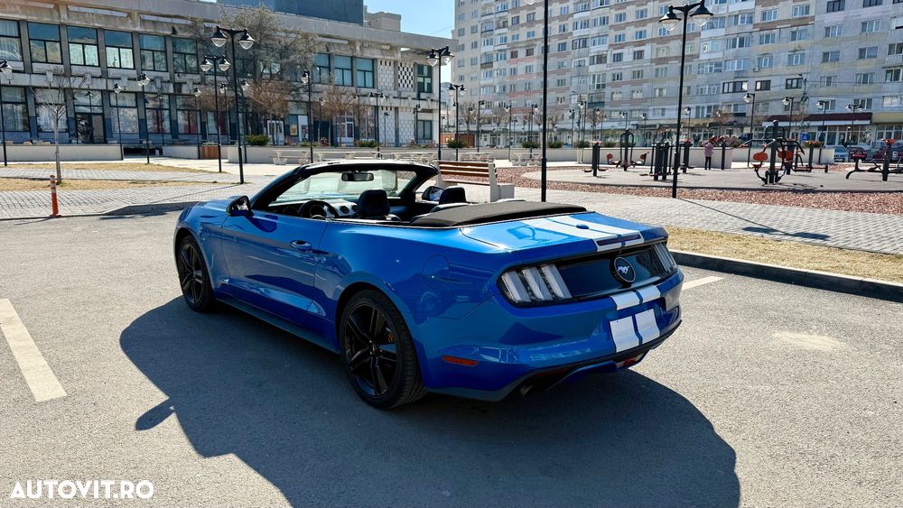 Ford Mustang Cabrio 2.3 Eco Boost - 24
