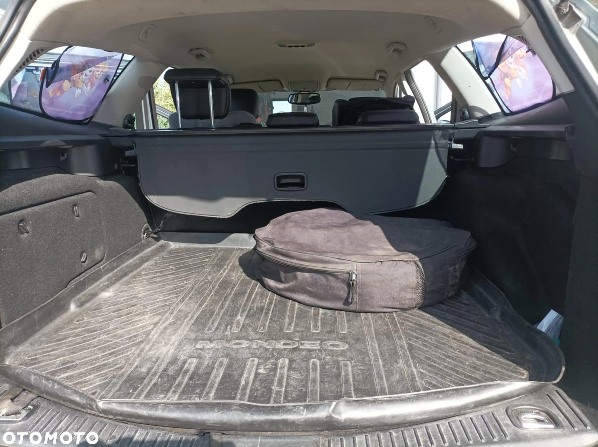 Ford Mondeo 2.0 FF Ghia - 27