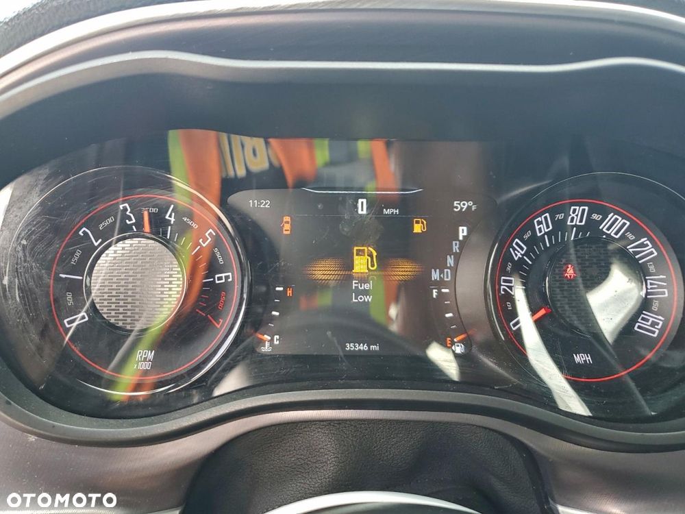 Dodge Challenger - 9