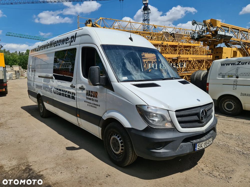 Mercedes-Benz Sprinter - 2