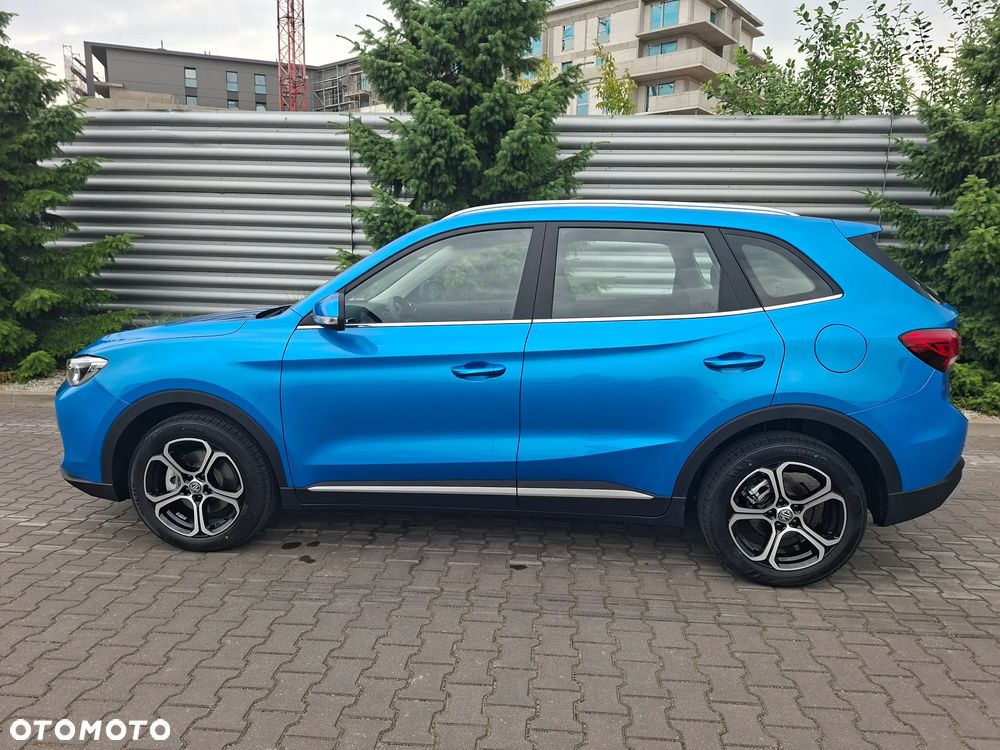 MG ZS ver-1-5-hevplus-excite - 4