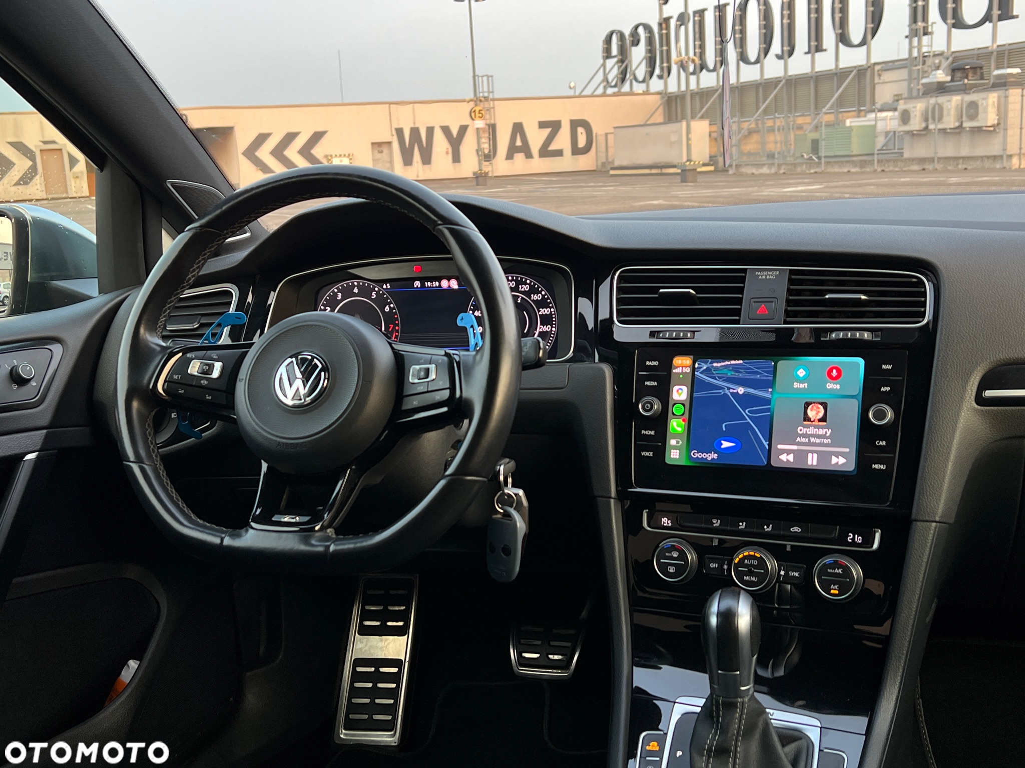 Volkswagen Golf VII 2.0 TSI BMT 4Mot R DSG - 17