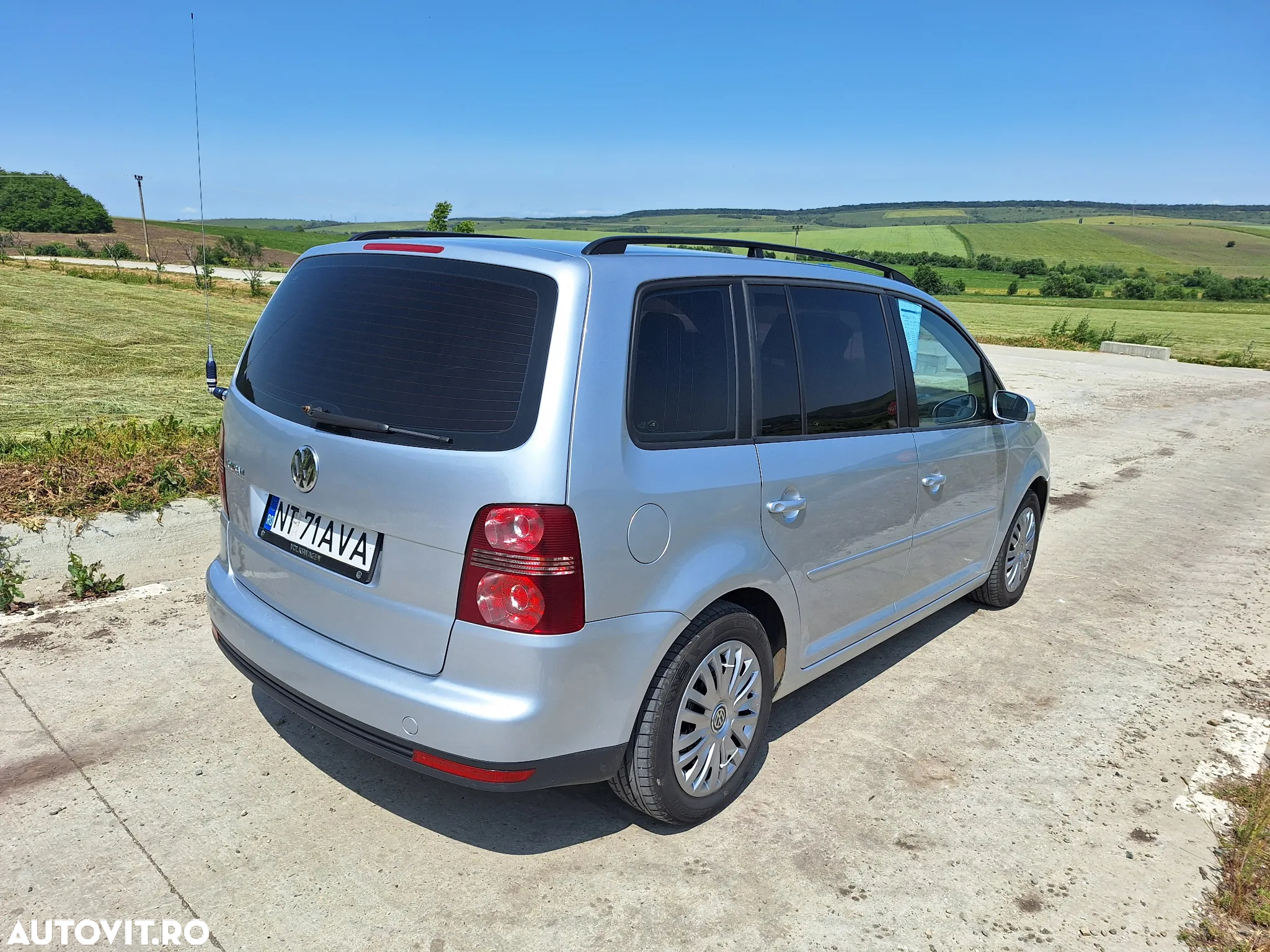 Volkswagen Touran 1.9 TDI - 4