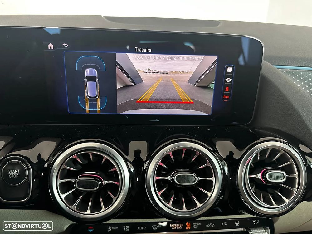 Mercedes-Benz EQA 300 4Matic Progressive - 17