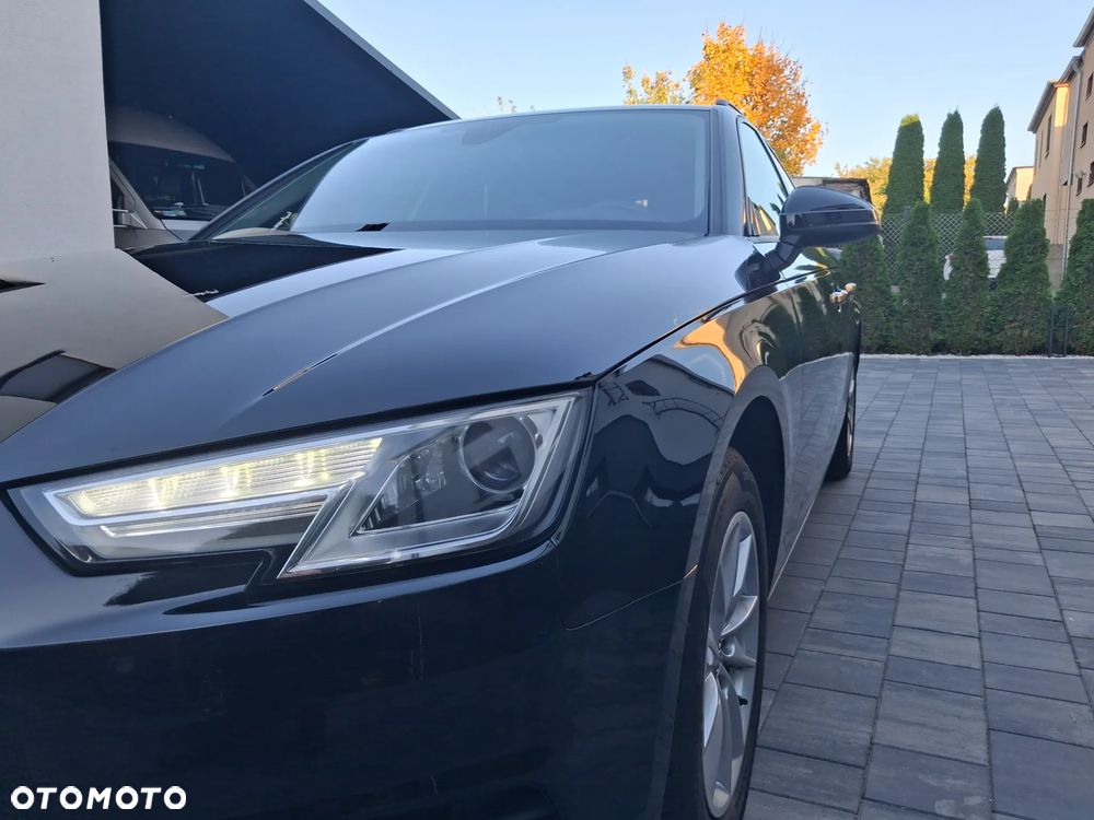 Audi A4 Avant - 14