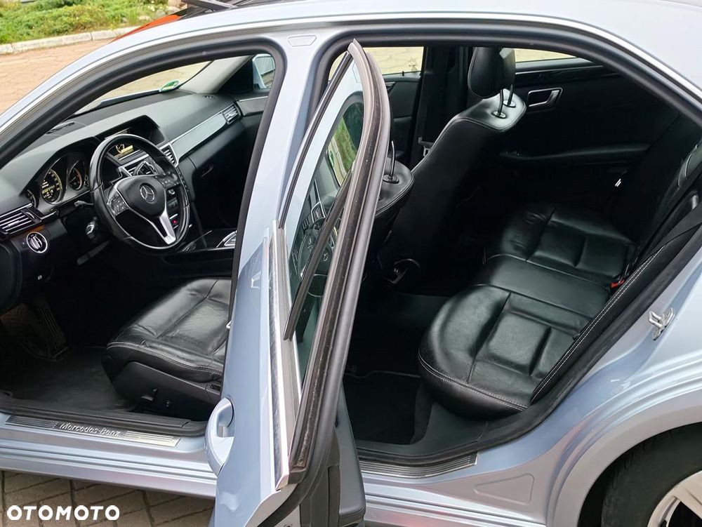 Mercedes-Benz Klasa E 300 BlueTEC HYBRID Avantgarde - 15