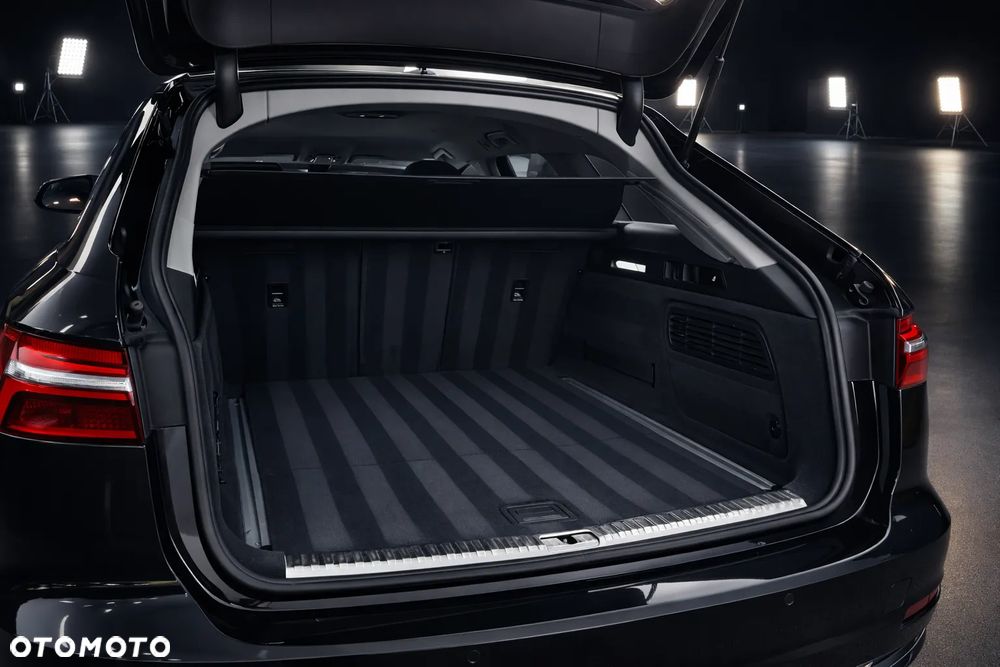 Audi A6 Avant 2.0 TDI Ultra S tronic - 28