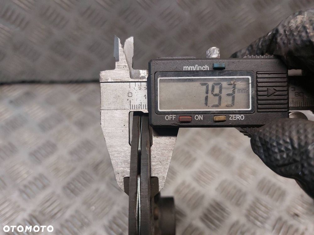 KOŁO DWUMASOWE + TARCZA + DOCISK VOLVO XC60 I 2.4 D5 31401174 31258380 - 9