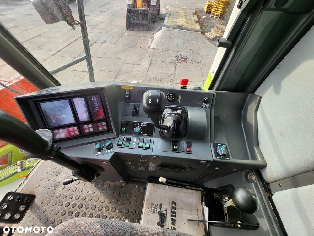 Claas MEDION 310 - 24