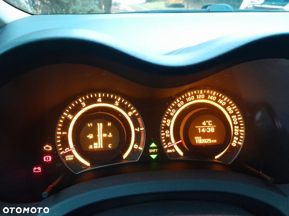 Toyota Auris 1.6 VVT-i Terra - 5