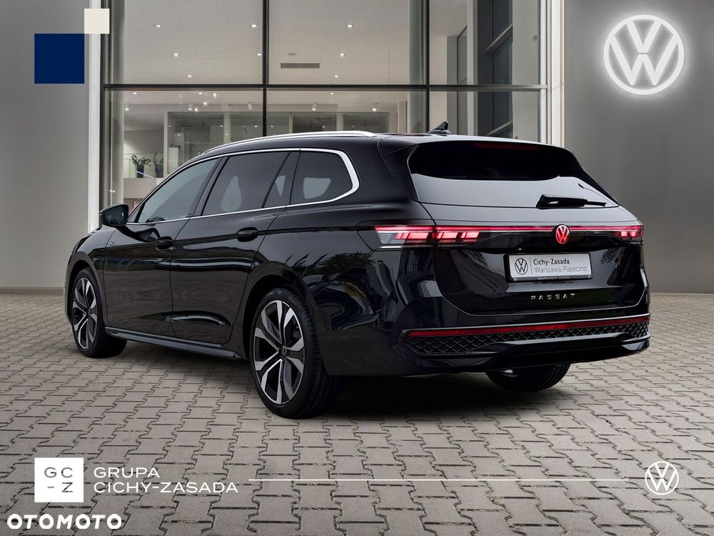 Volkswagen Passat Variant 2.0 TSI R-Line Plus DSG - 4