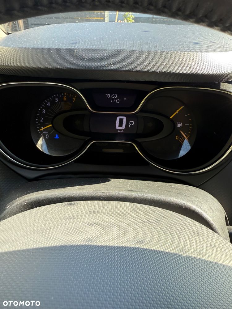 Renault Captur - 10