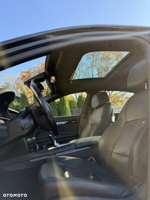 BMW Seria 7 - 5