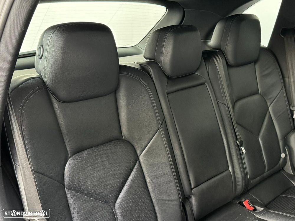 Porsche Cayenne Tiptronic - 14
