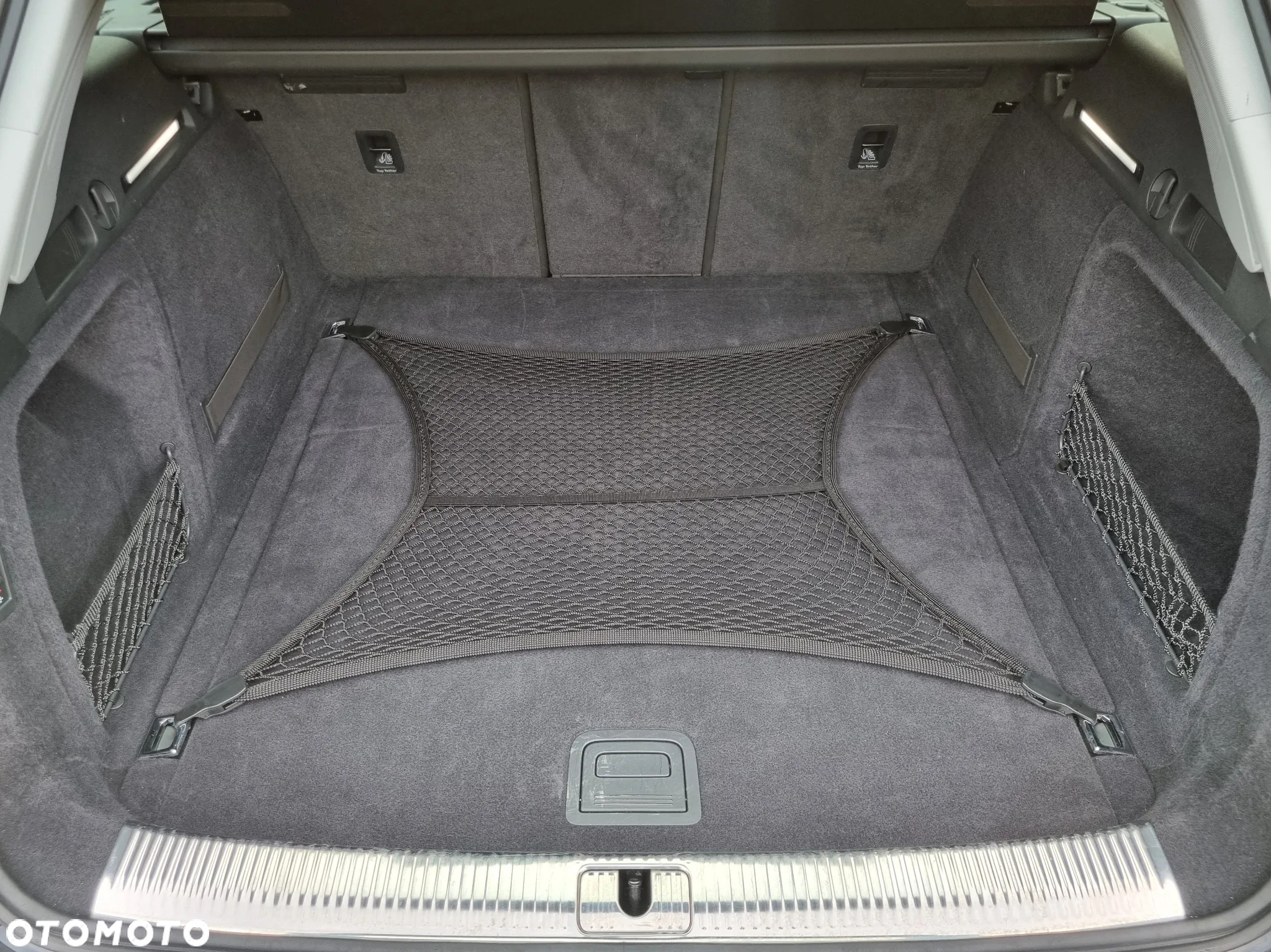Audi A4 Avant 40 TFSI S tronic - 8