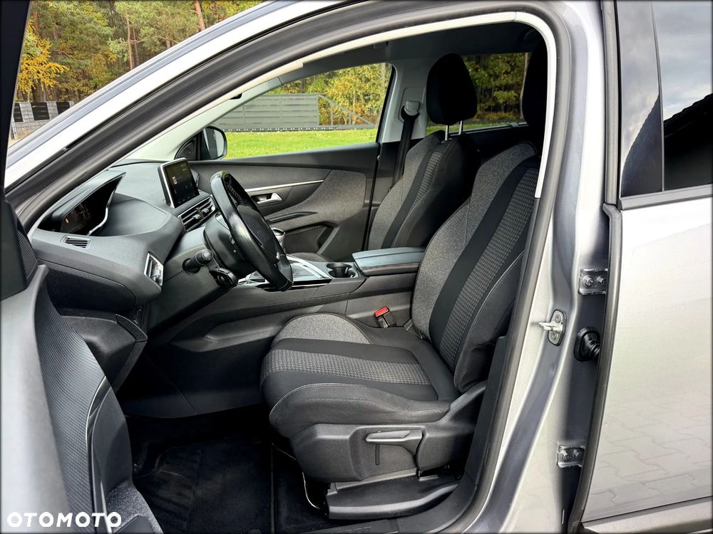 Peugeot 5008 - 31