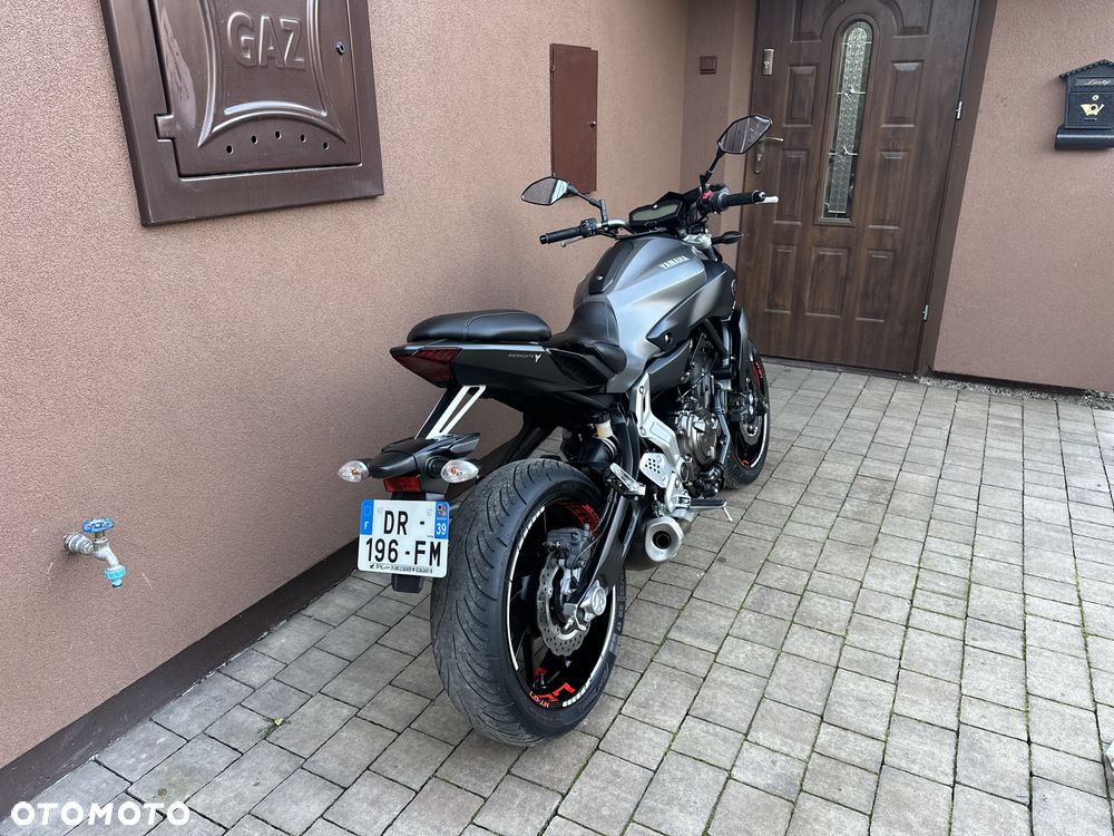 Yamaha MT - 3