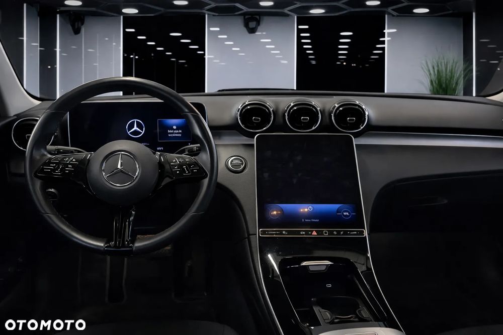 Mercedes-Benz Klasa C 180 mHEV - 7