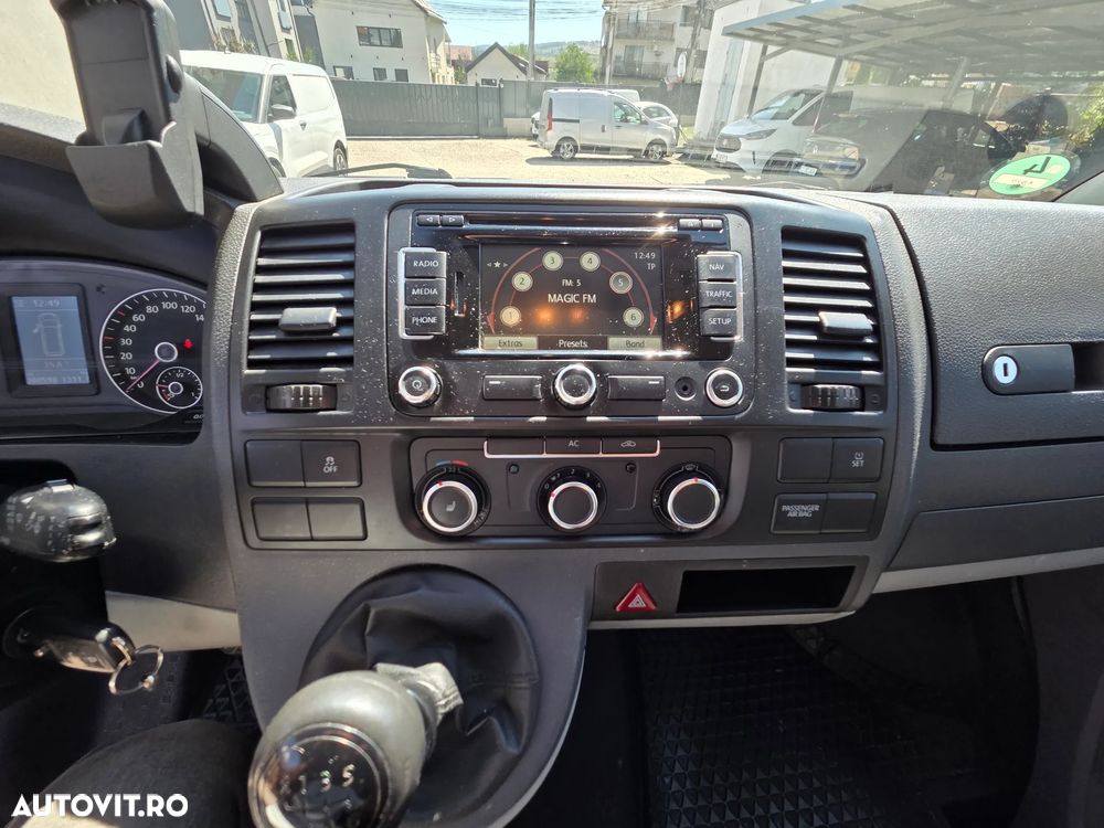 Volkswagen Transporter - 7