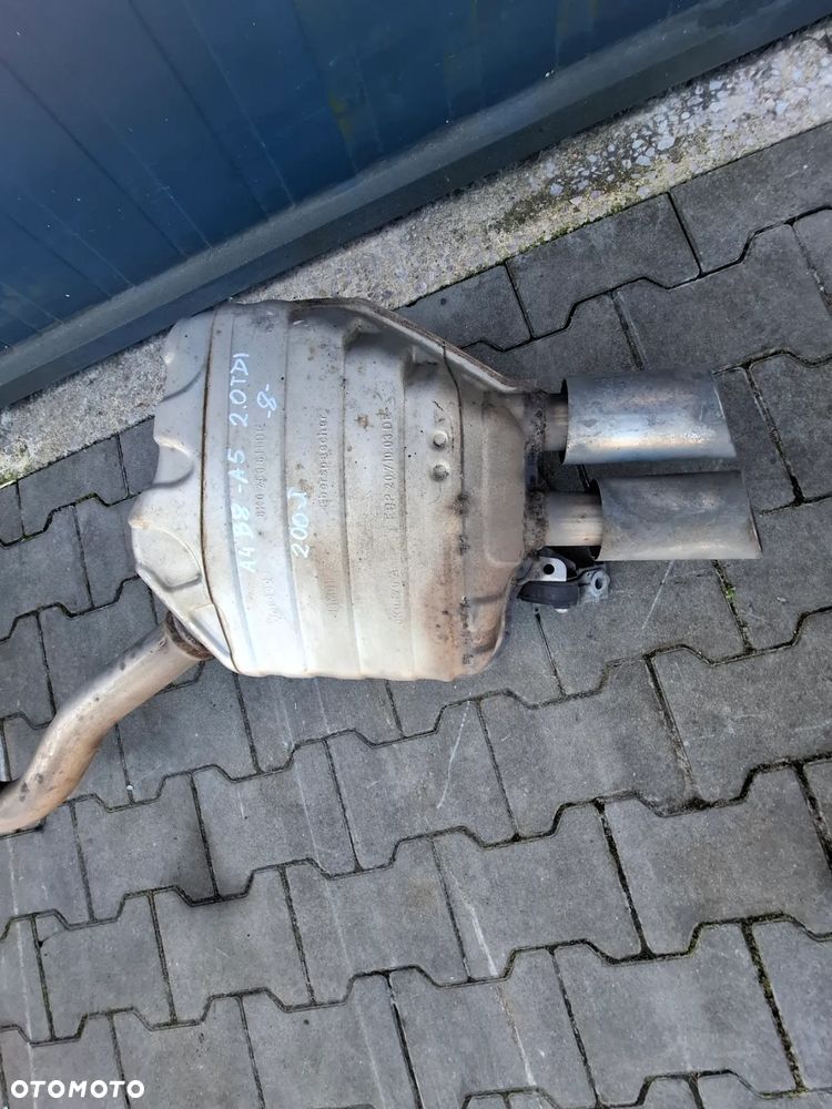 Tłumik wydech Audi A4B8 A5 2,0 TDI nr 8K0253611BE - 2