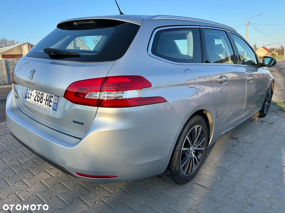 Peugeot 308 - 3