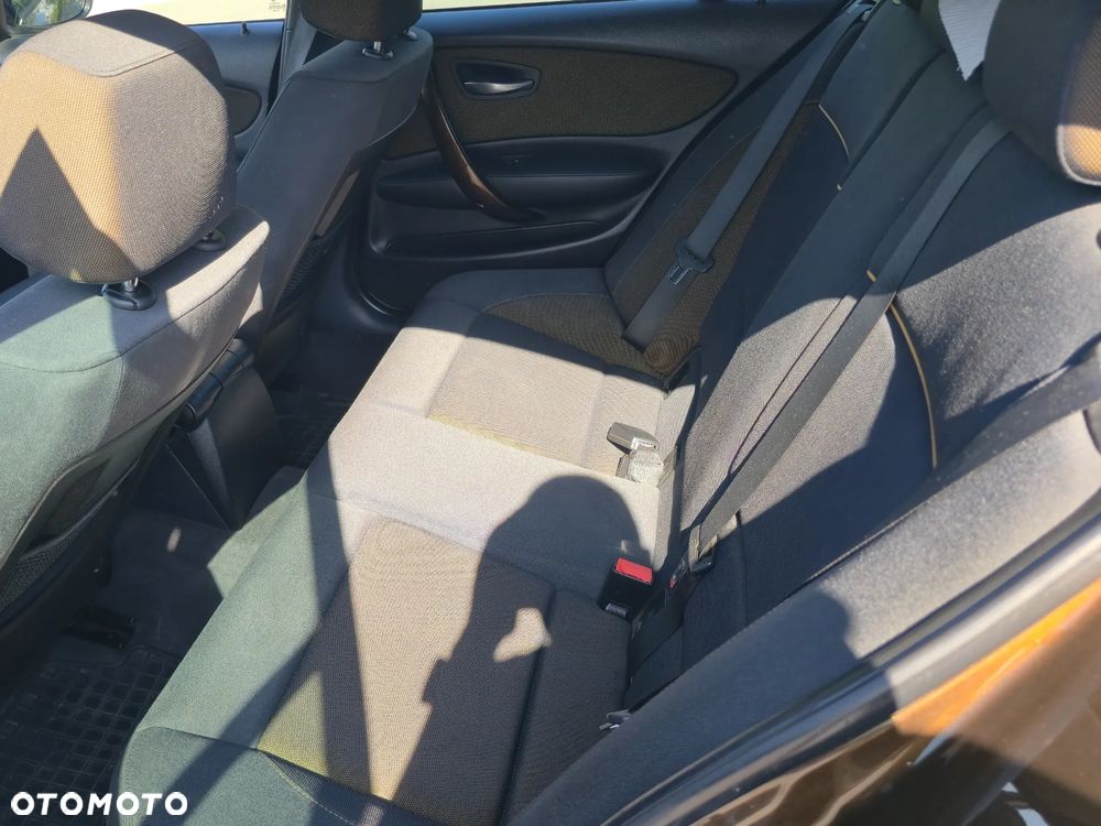 BMW Seria 1 118d - 7