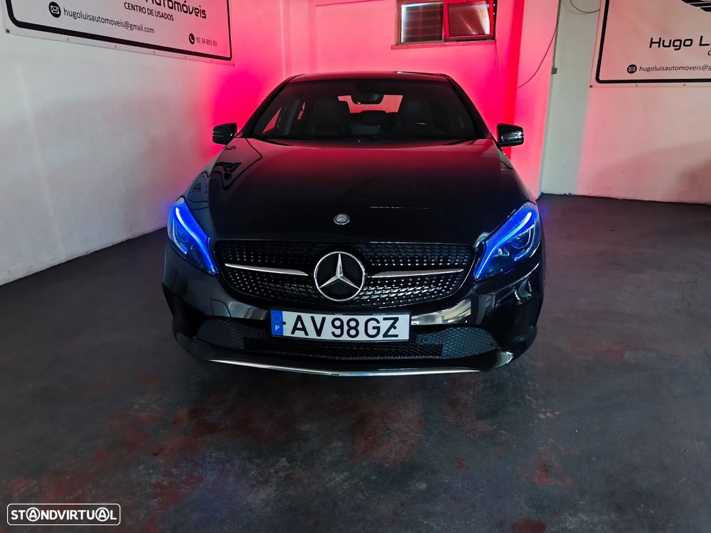 Mercedes-Benz A 180 d Activity Edition - 19