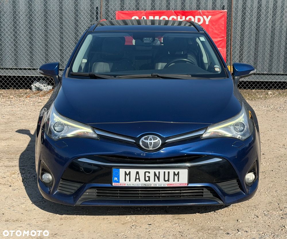 Toyota Avensis Touring Sports 2.0 D-4D Edition S+ - 33