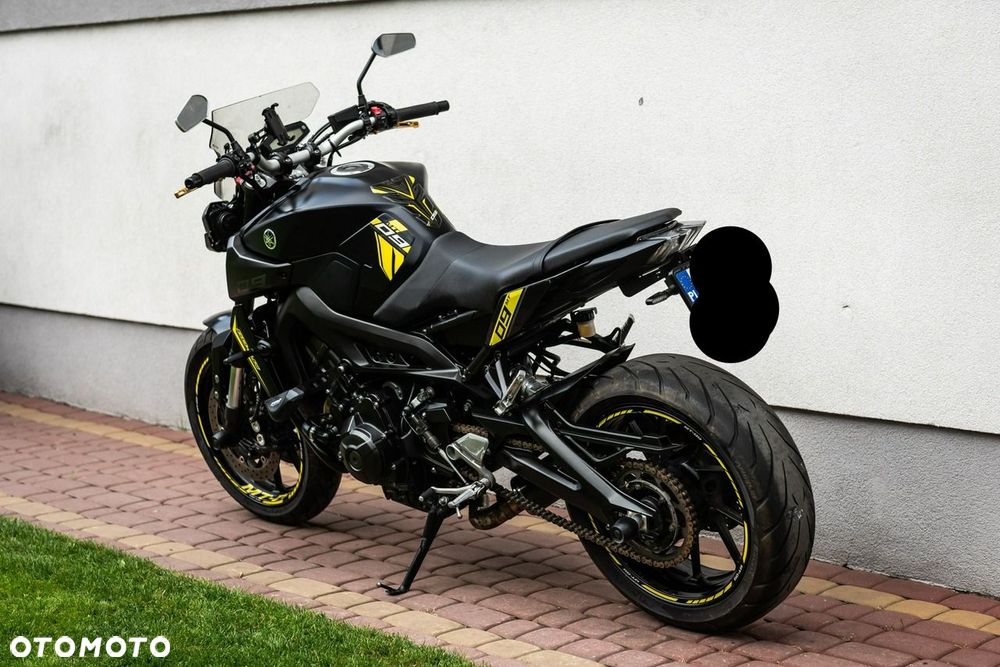 Yamaha MT - 5
