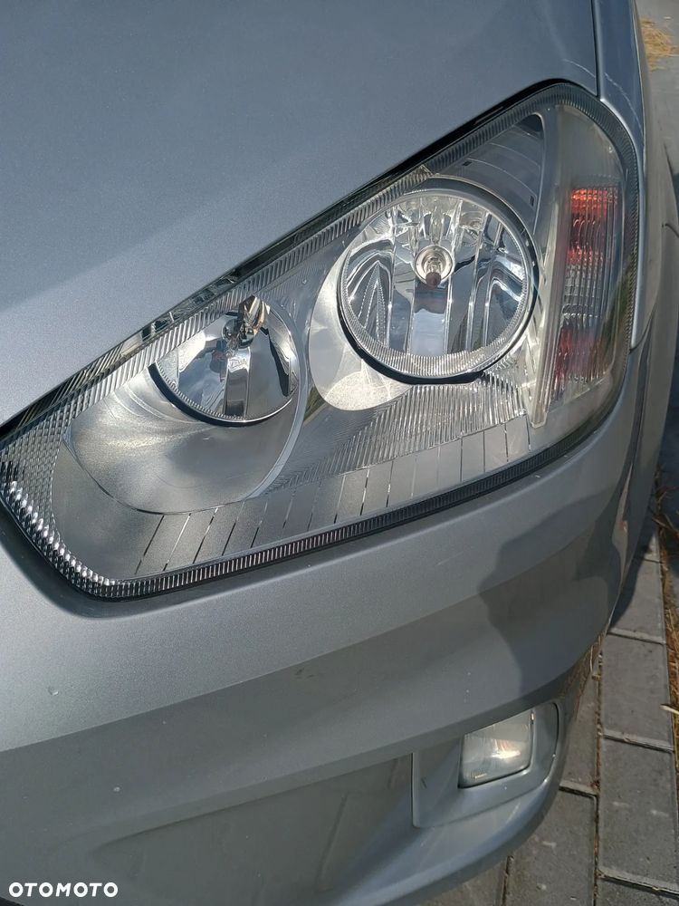 Ford C-MAX 1.6 TDCi DPF Titanium - 8
