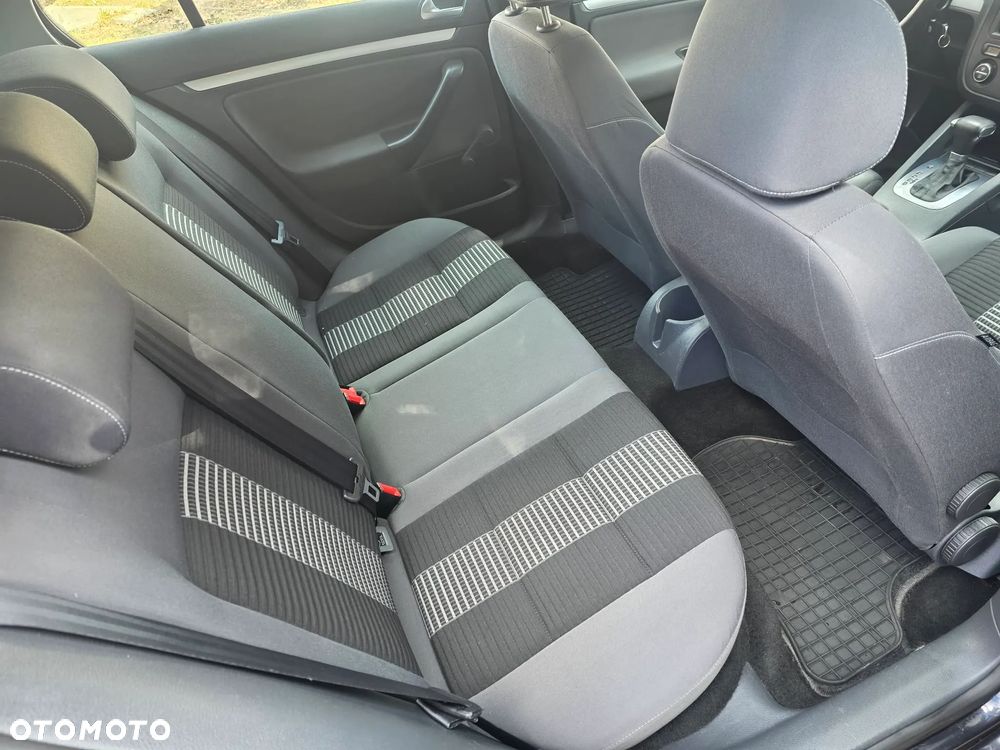 Volkswagen Golf 1.6 Automatik United - 7