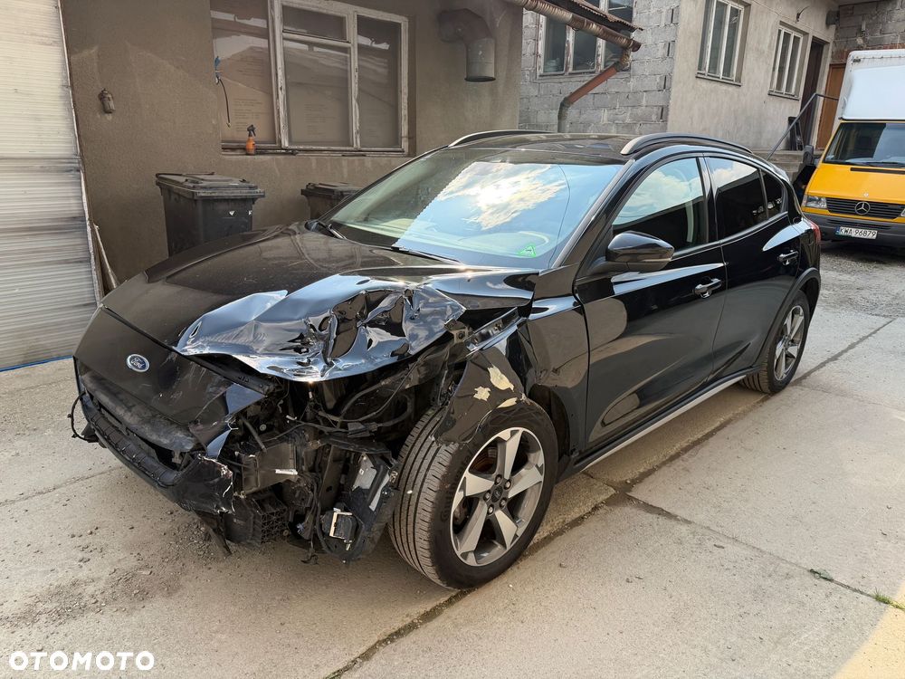 Ford Focus 1.0 EcoBoost Hybrid ACTIVE X - 23