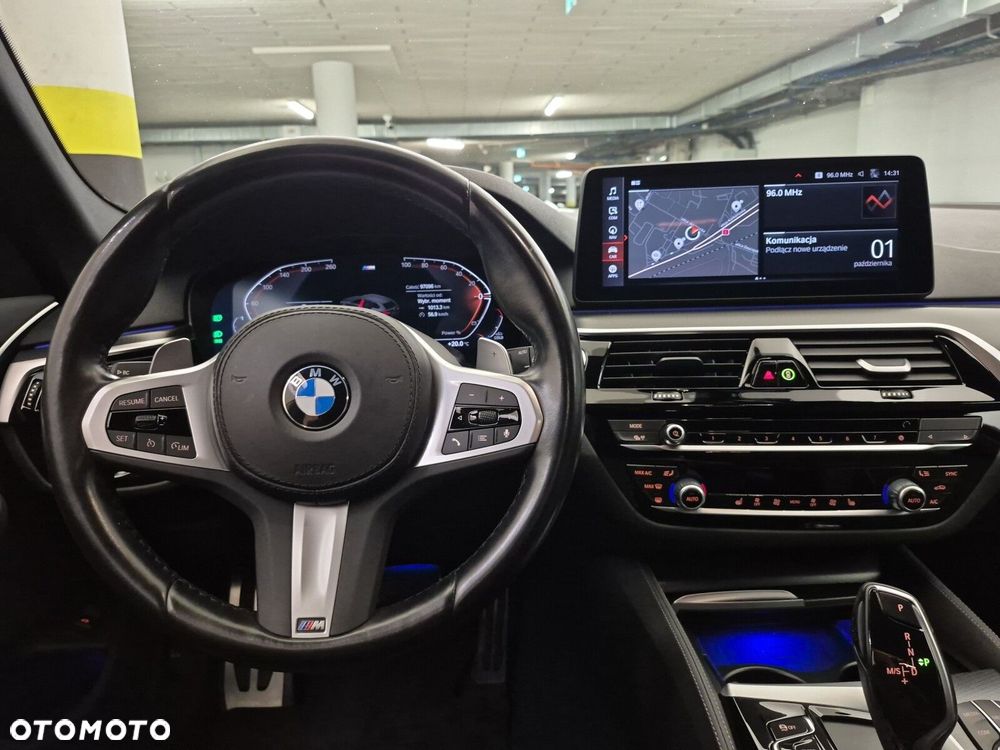 BMW Seria 5 530d xDrive mHEV M Sport sport - 15