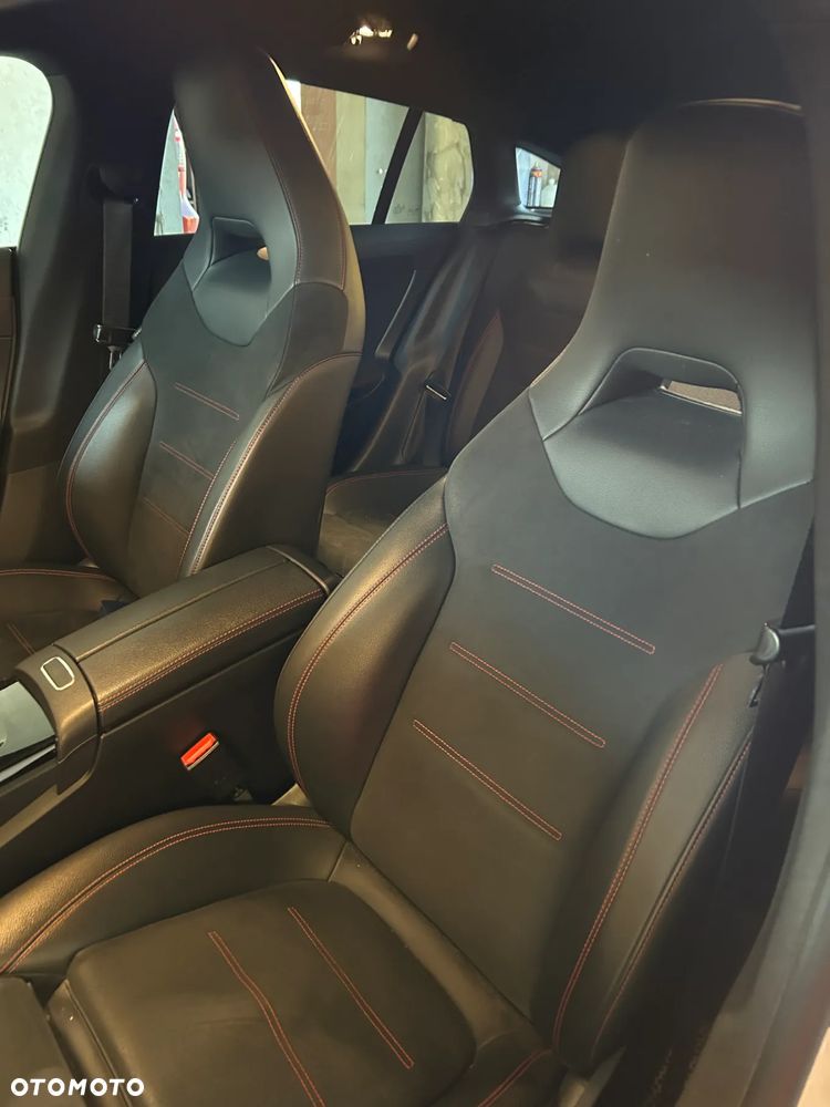 Mercedes-Benz CLA 200 d 8G-DCT - 8