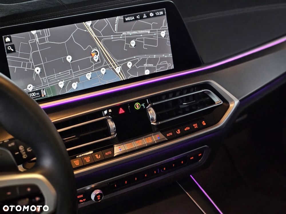 BMW X5 xDrive25d - 28