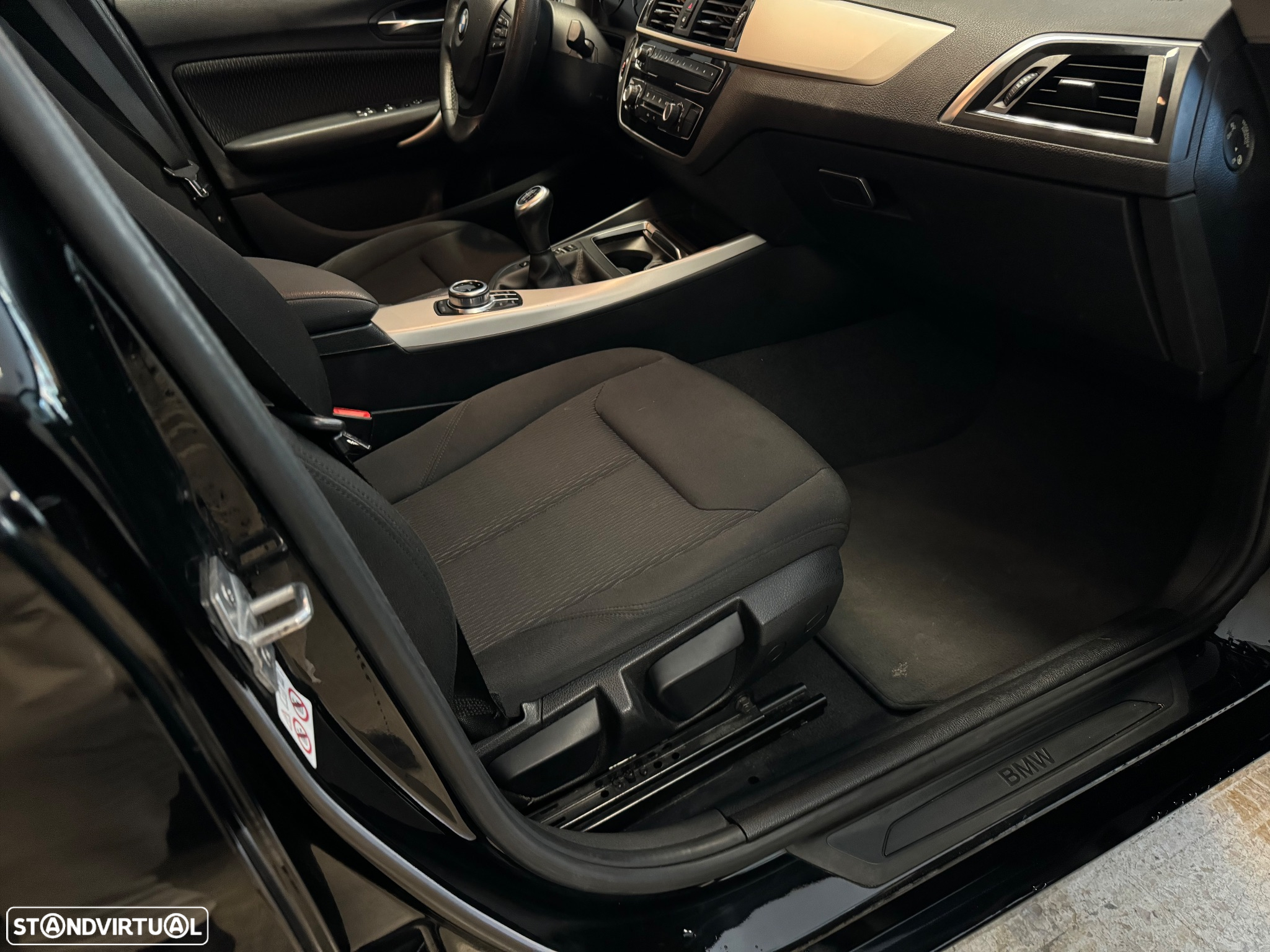 BMW 116 d EDynamics Line Urban - 9