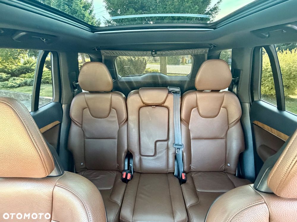Volvo XC 90 B5 D AWD Momentum Pro - 18