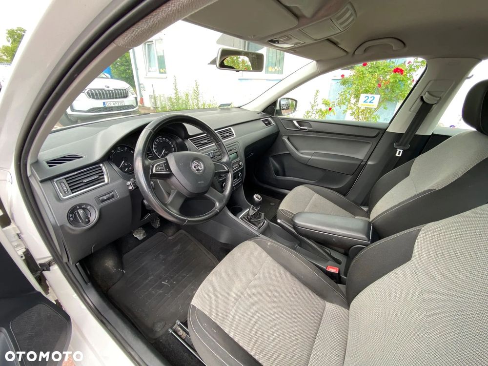 Skoda RAPID 1.2 TSI Elegance - 10