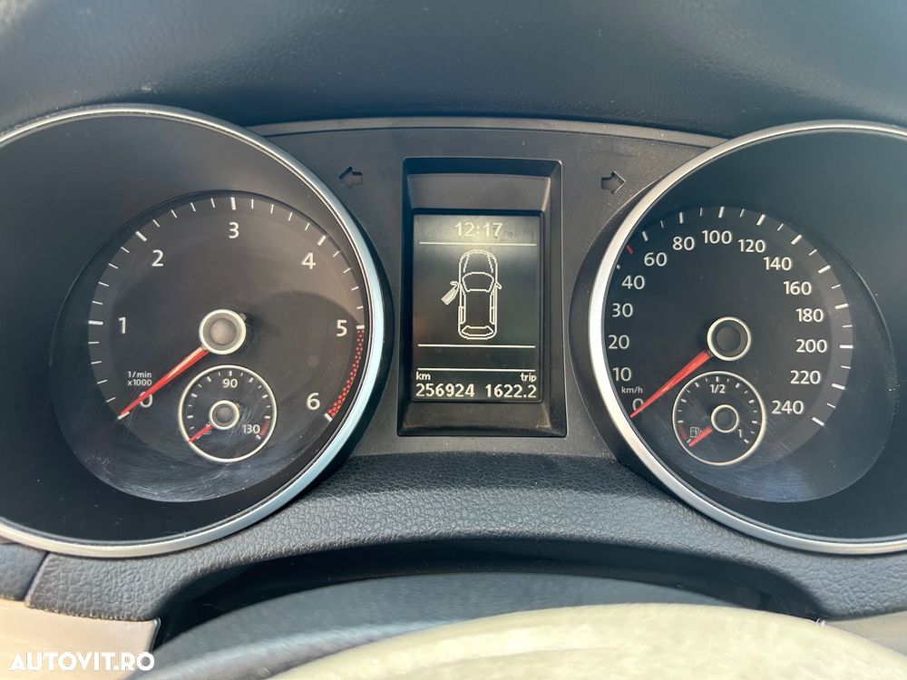 Volkswagen Golf 1.6 TDI DPF Comfortline - 8