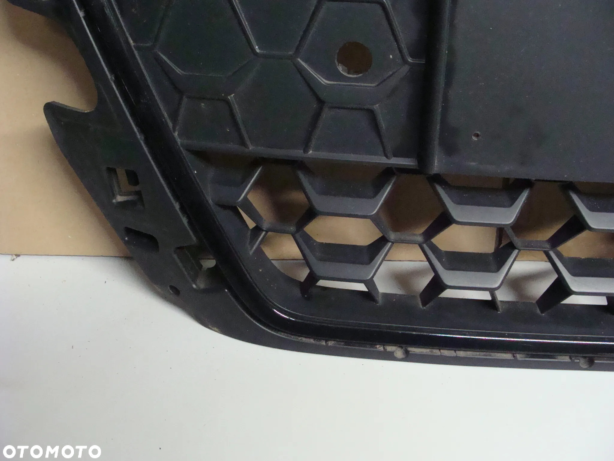 AUDI A1 II  ATRAPA CHŁODNICY GRILL 82A853651B - 7