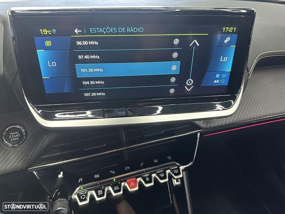 Peugeot e-2008 50 kWh GT Pack - 31